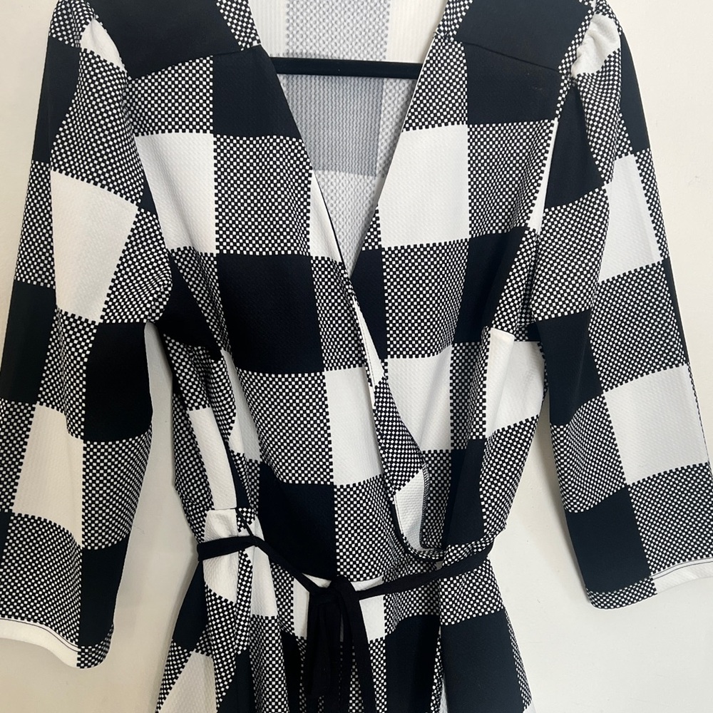 New York & Company Black and White Plaid Blouse - Picture 4 of 8